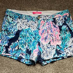 Lilly Pulitzer Callahan Knit Short in High Tide Navy Party in Paradise